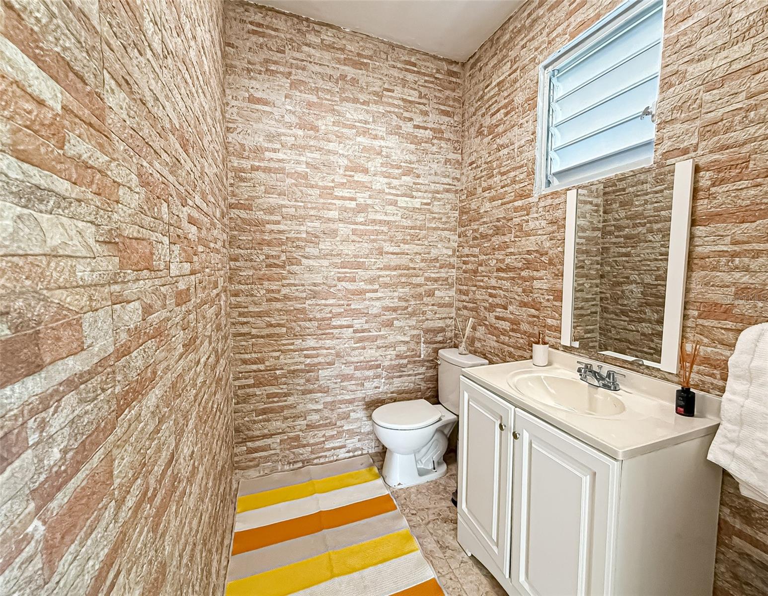 PASEO LOS CORALES 2 - Residential
