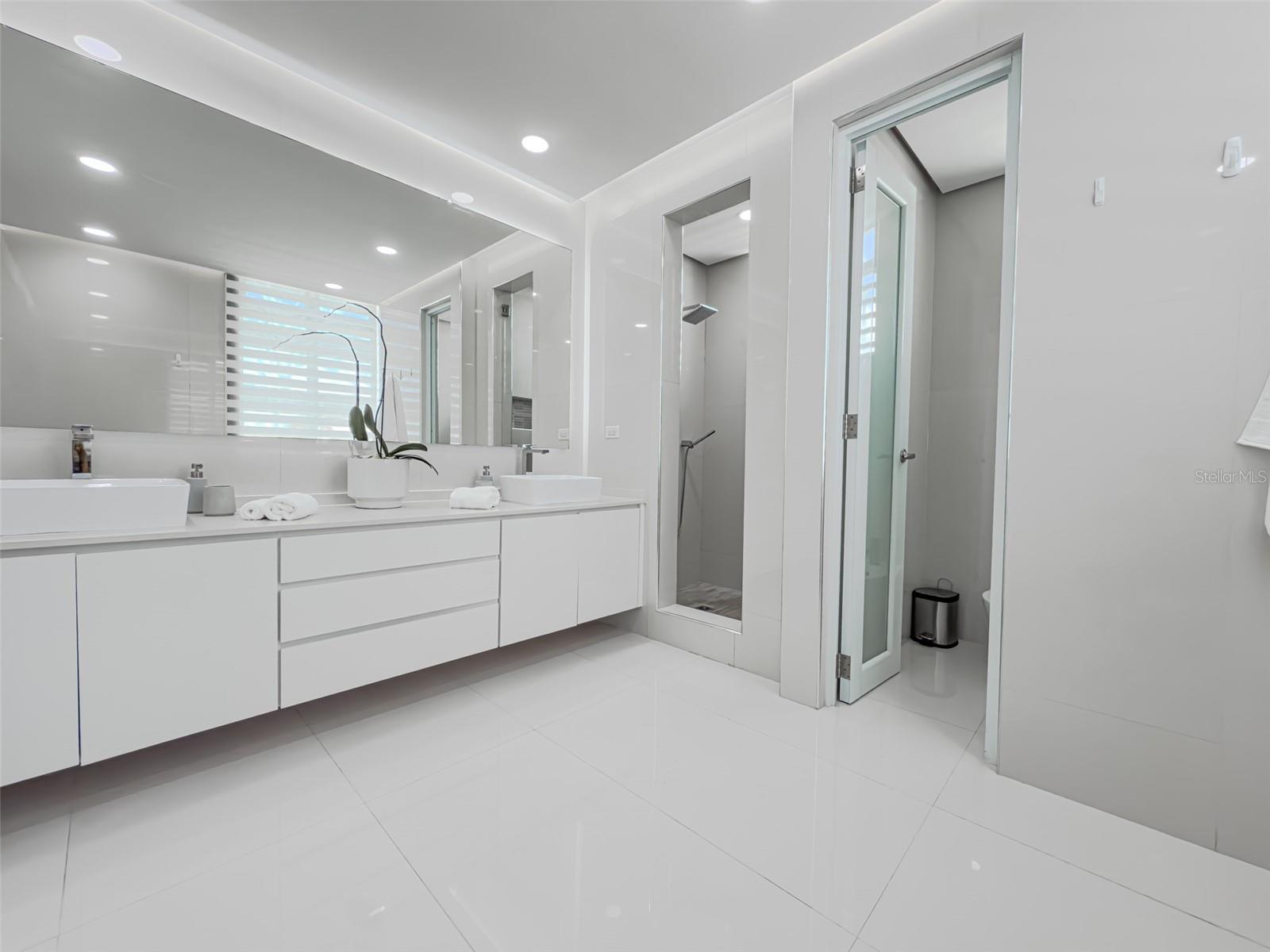 PASEO LOS CORALES 2 - Residential