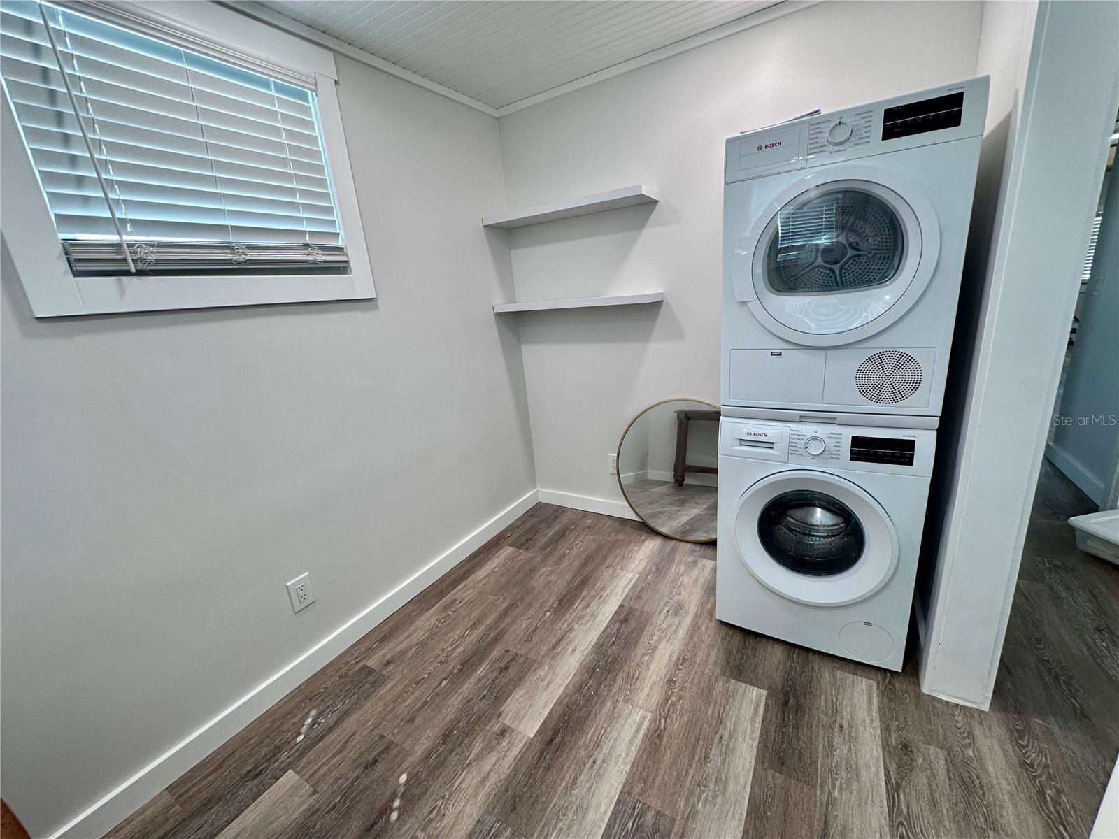 GULFSHORE OF LONGBOAT KEY - Residential