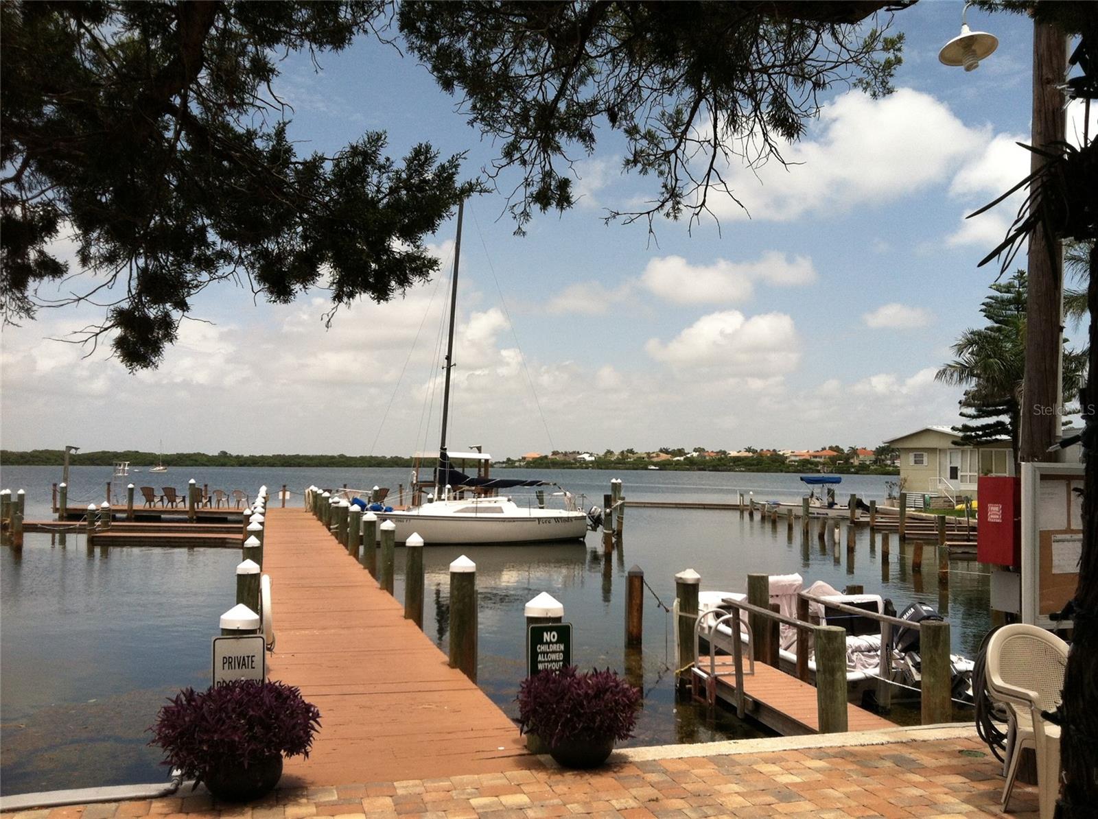 GULFSHORE OF LONGBOAT KEY - Residential