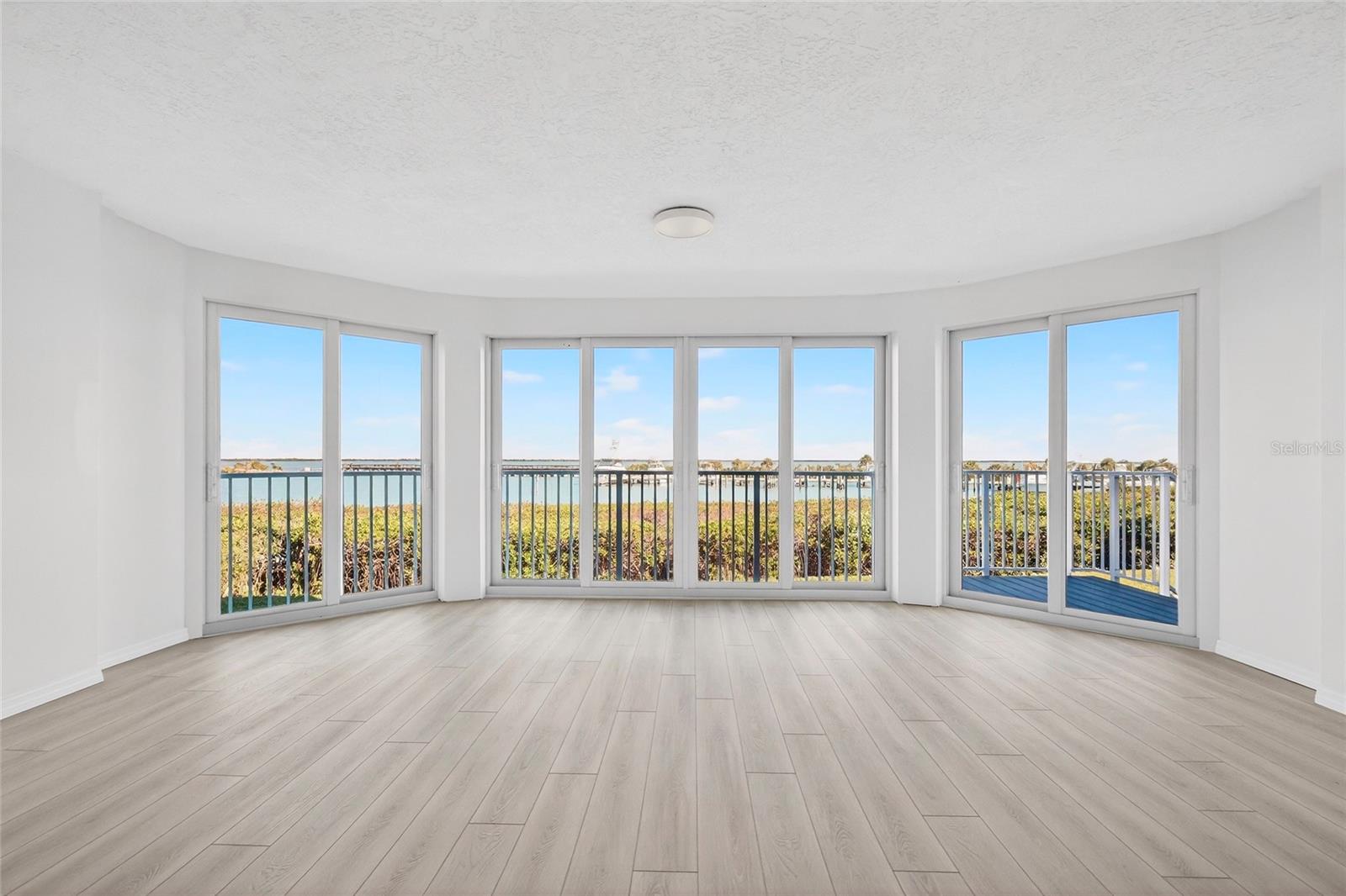 MARINA MANOR BOCA GRANDE - Residential