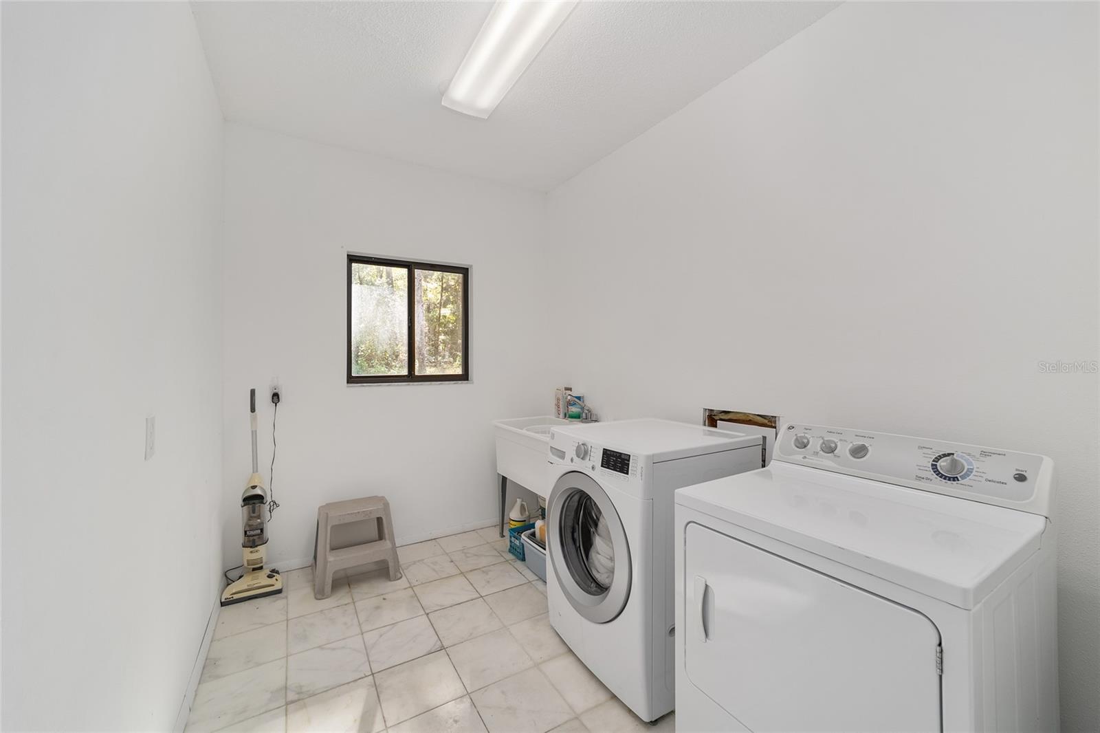 MILLHOPPER ROAD ESTATES - Residential