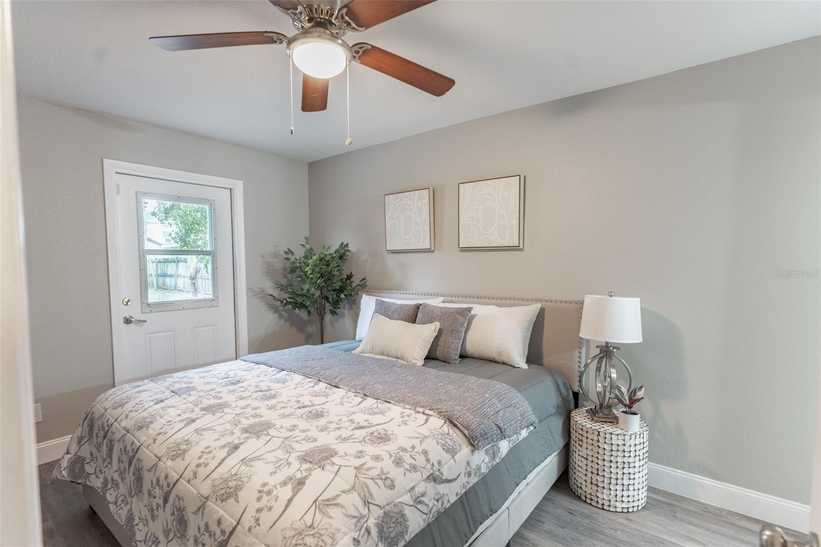 ROUSLYNN - Residential