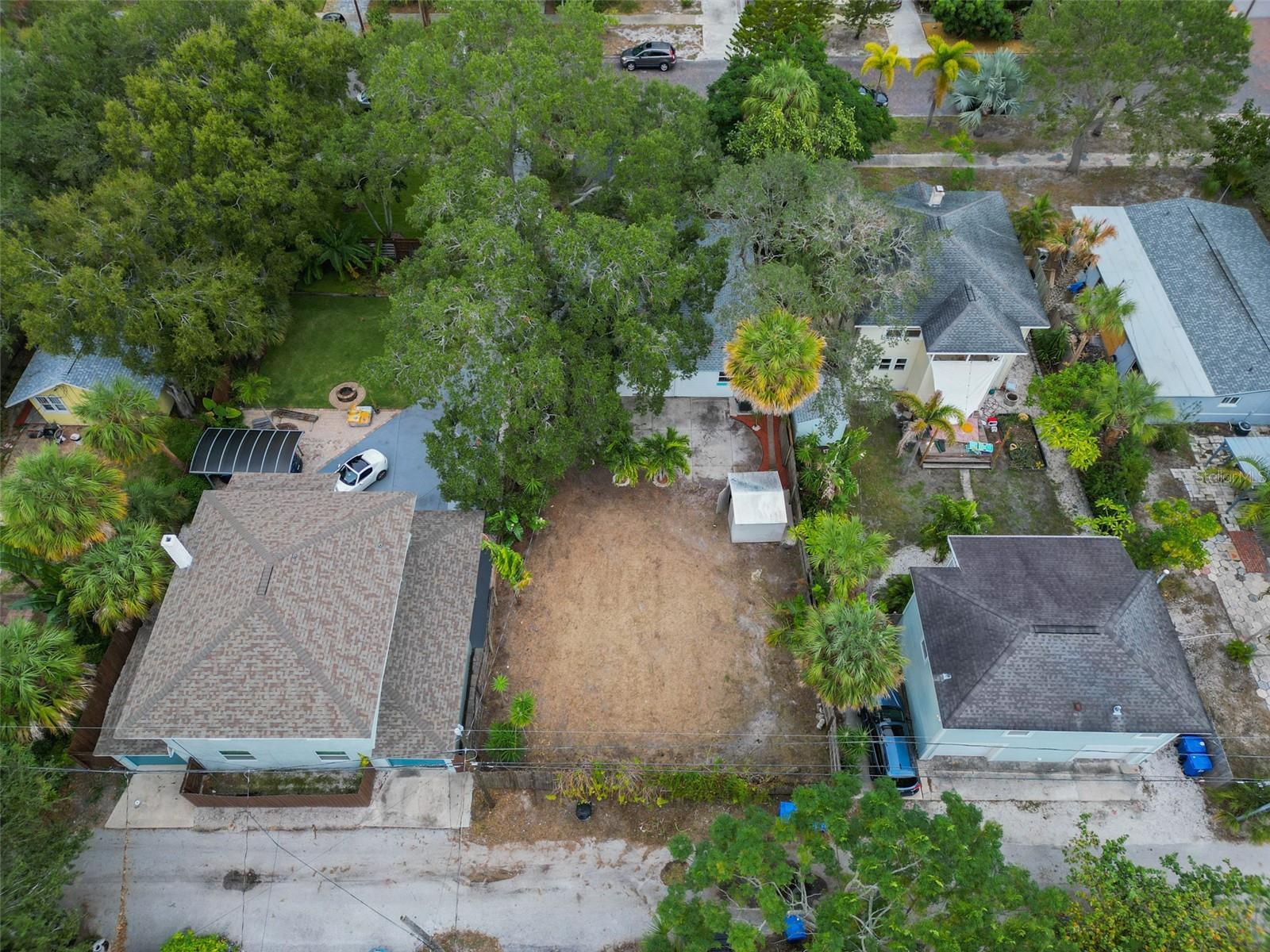 ROUSLYNN - Residential