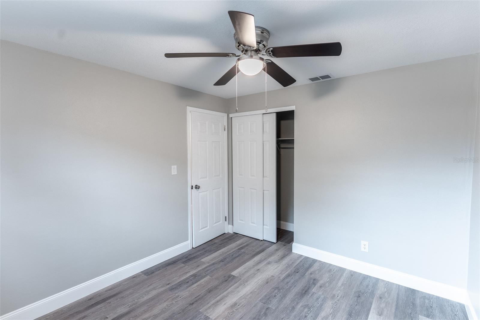 ROUSLYNN - Residential