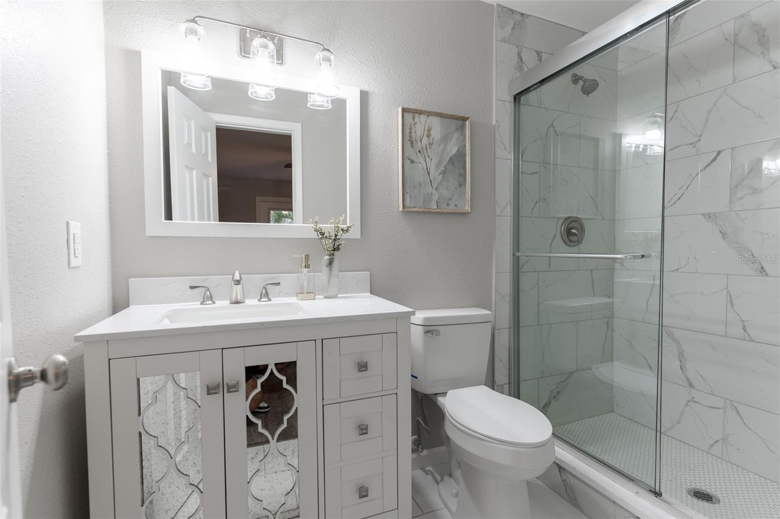 ROUSLYNN - Residential