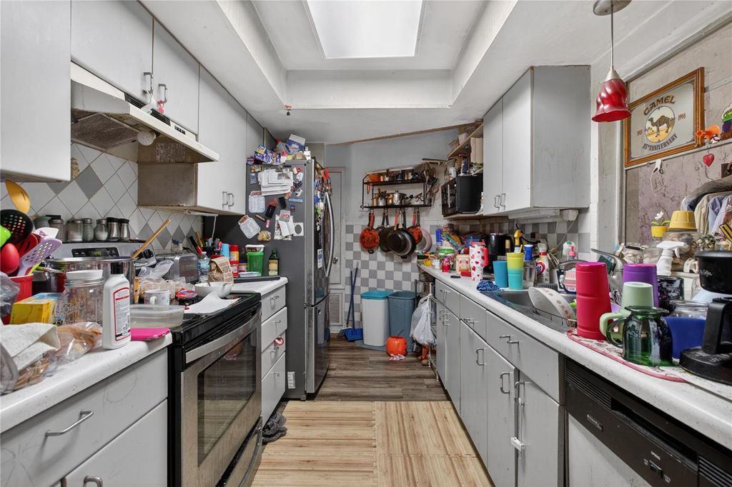 Photo of 203 Woodfield Drive, Sanford, FL 32773 (MLS # O6404606)