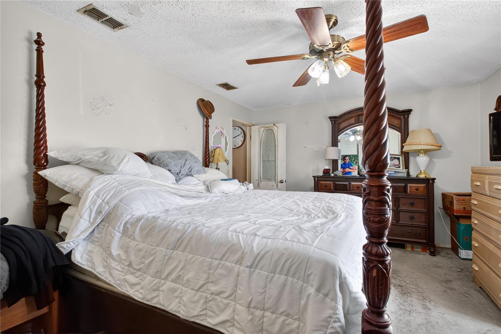 GROVEVIEW VILLAGE 1ST ADD REP - Residential