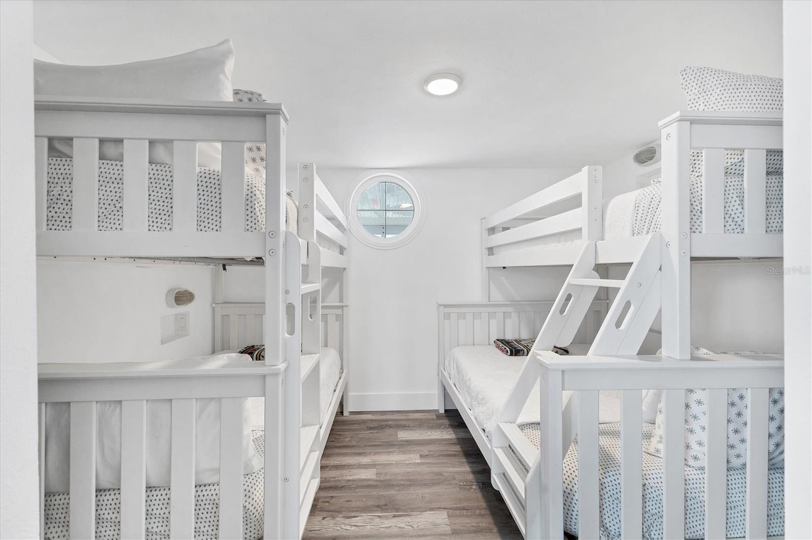 TRAILER ESTATES - Residential