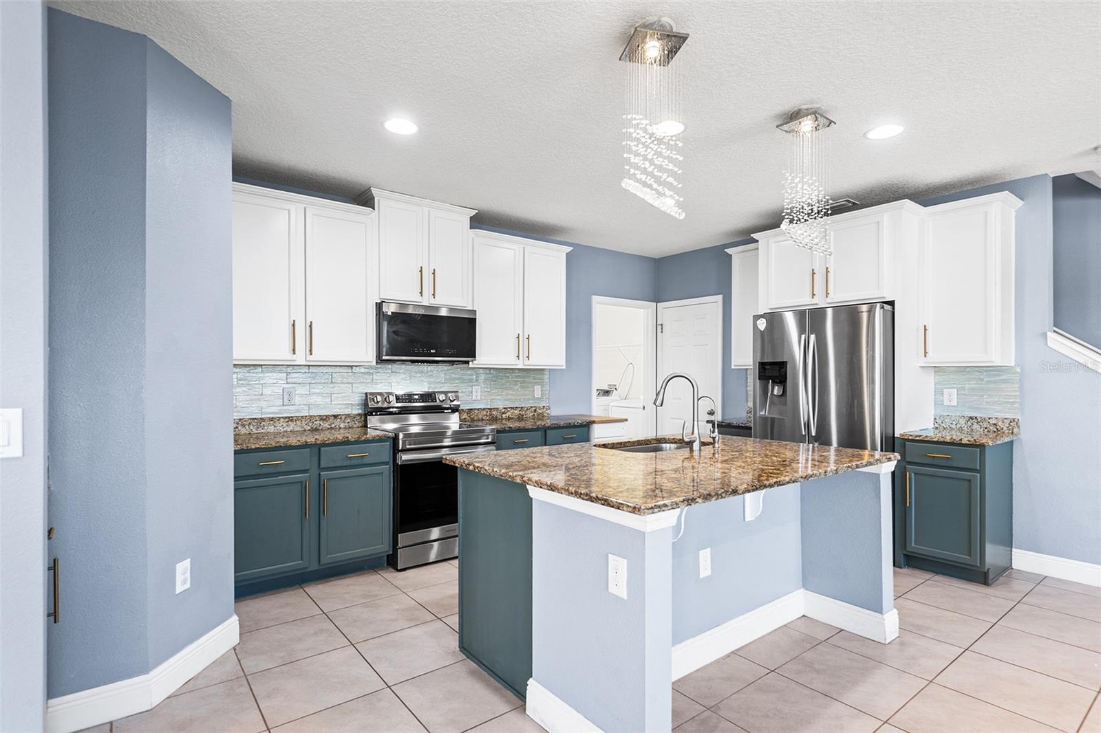 LONG LAKE RANCH VILLAGE 2 PRCL A-1, A - Residential Lease