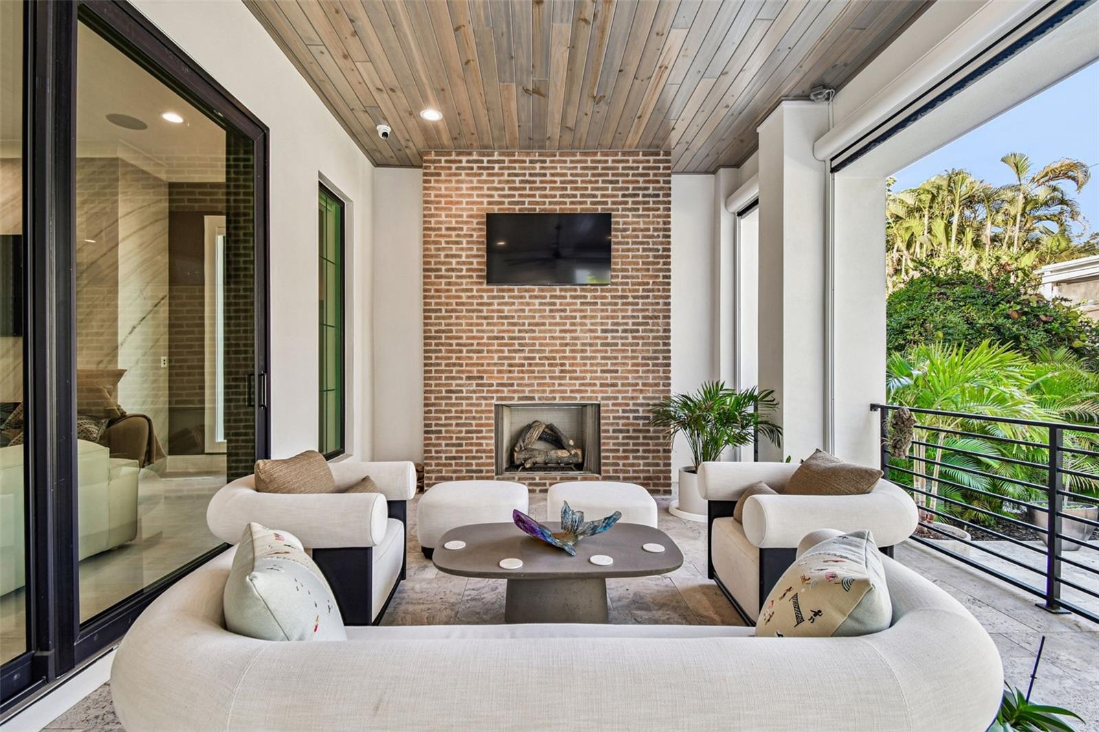 HARBOR VIEW - Residential