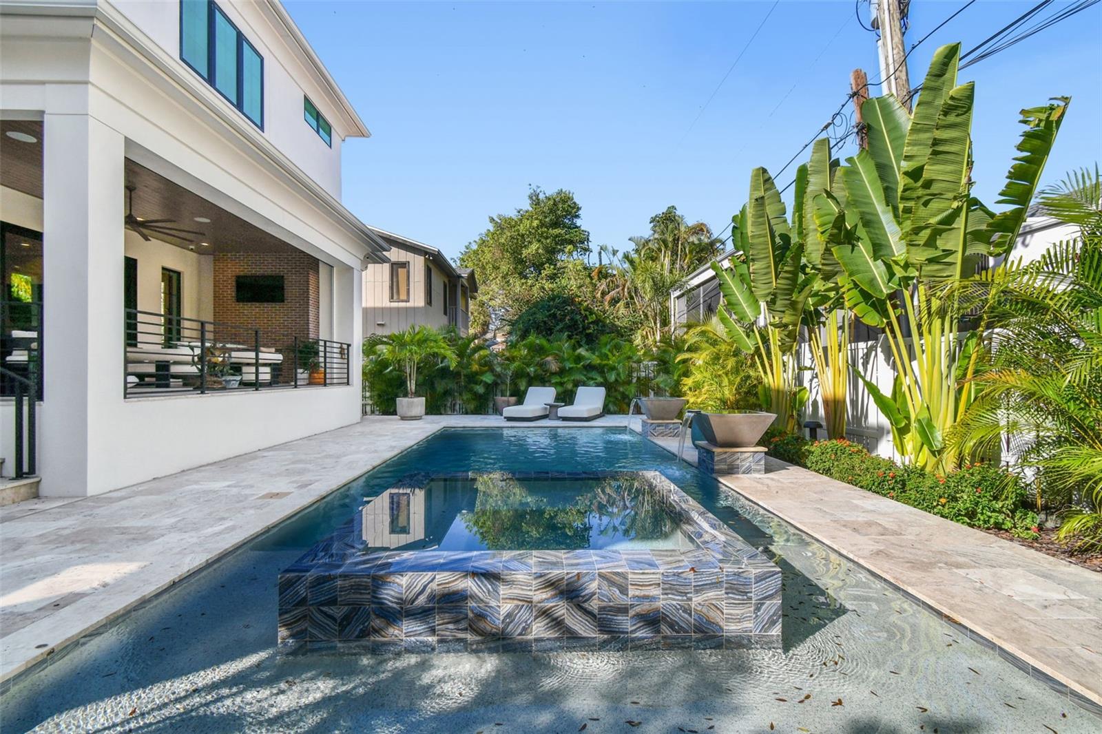 HARBOR VIEW - Residential