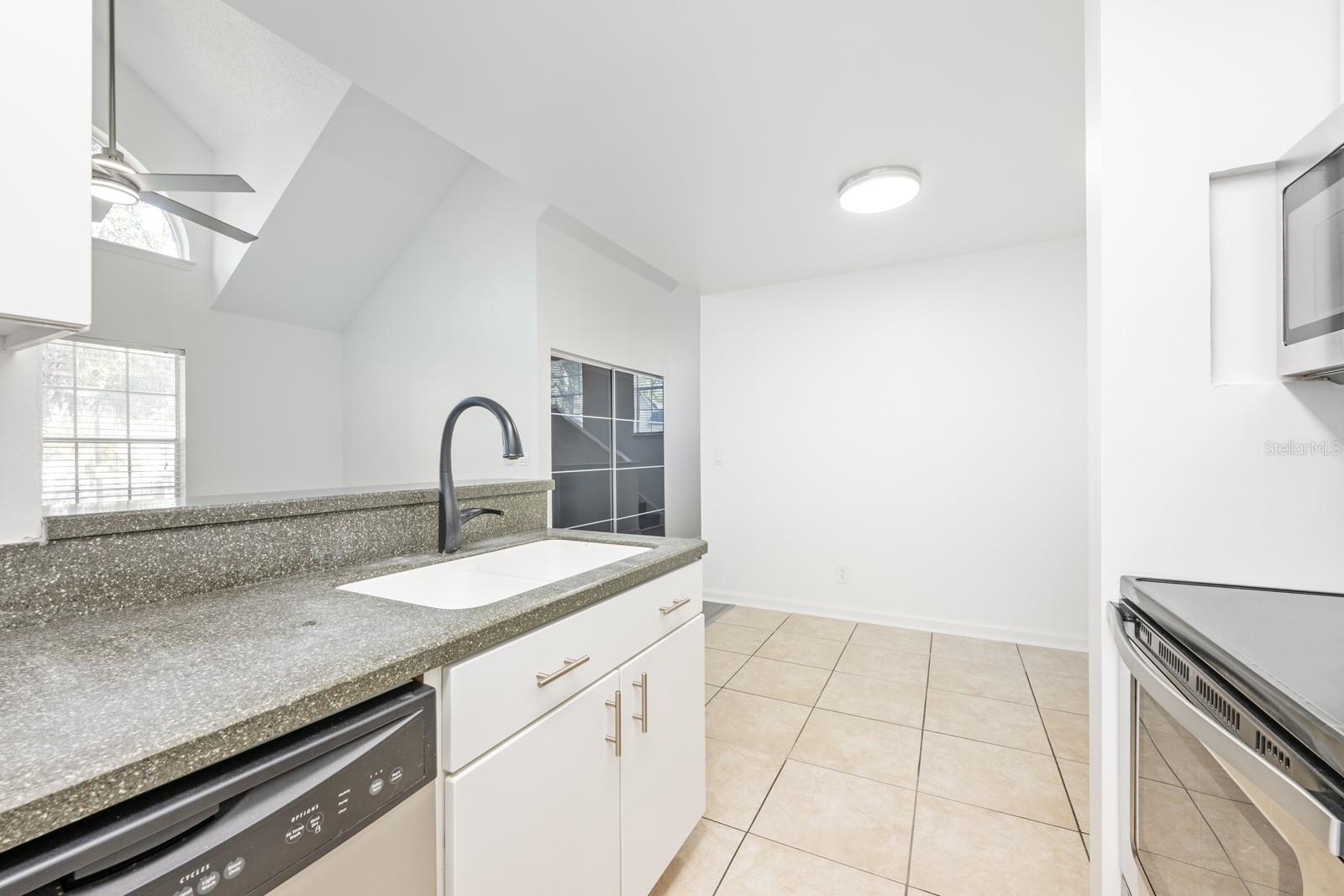 CENTRAL PARK METROWEST CONDO - Residential