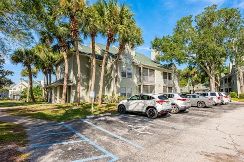 Photo of 6028 Westgate Drive #203, Orlando, FL 32835 (MLS # O6359882)