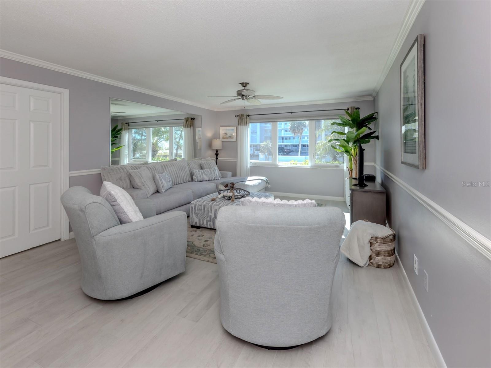 GULF TWIN TOWERS - Residential