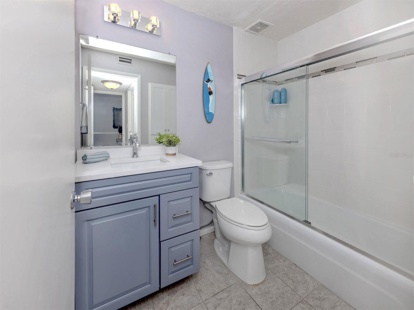 GULF TWIN TOWERS - Residential