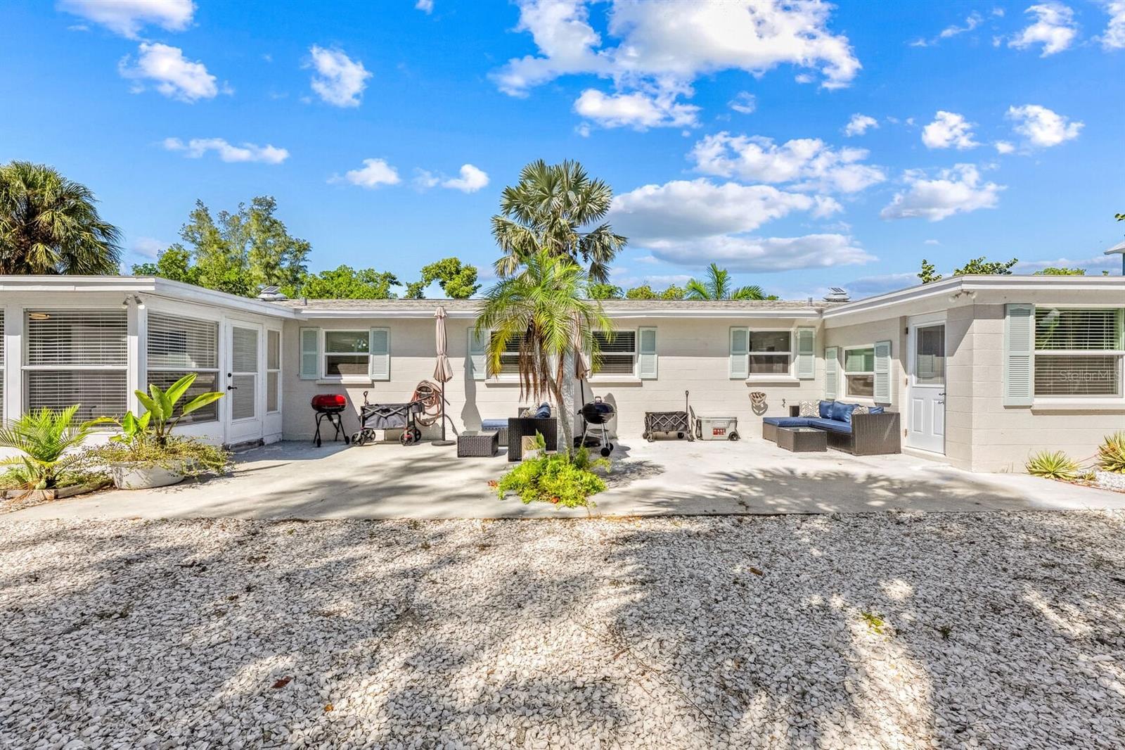 LONGBOAT KEY - Residential Income