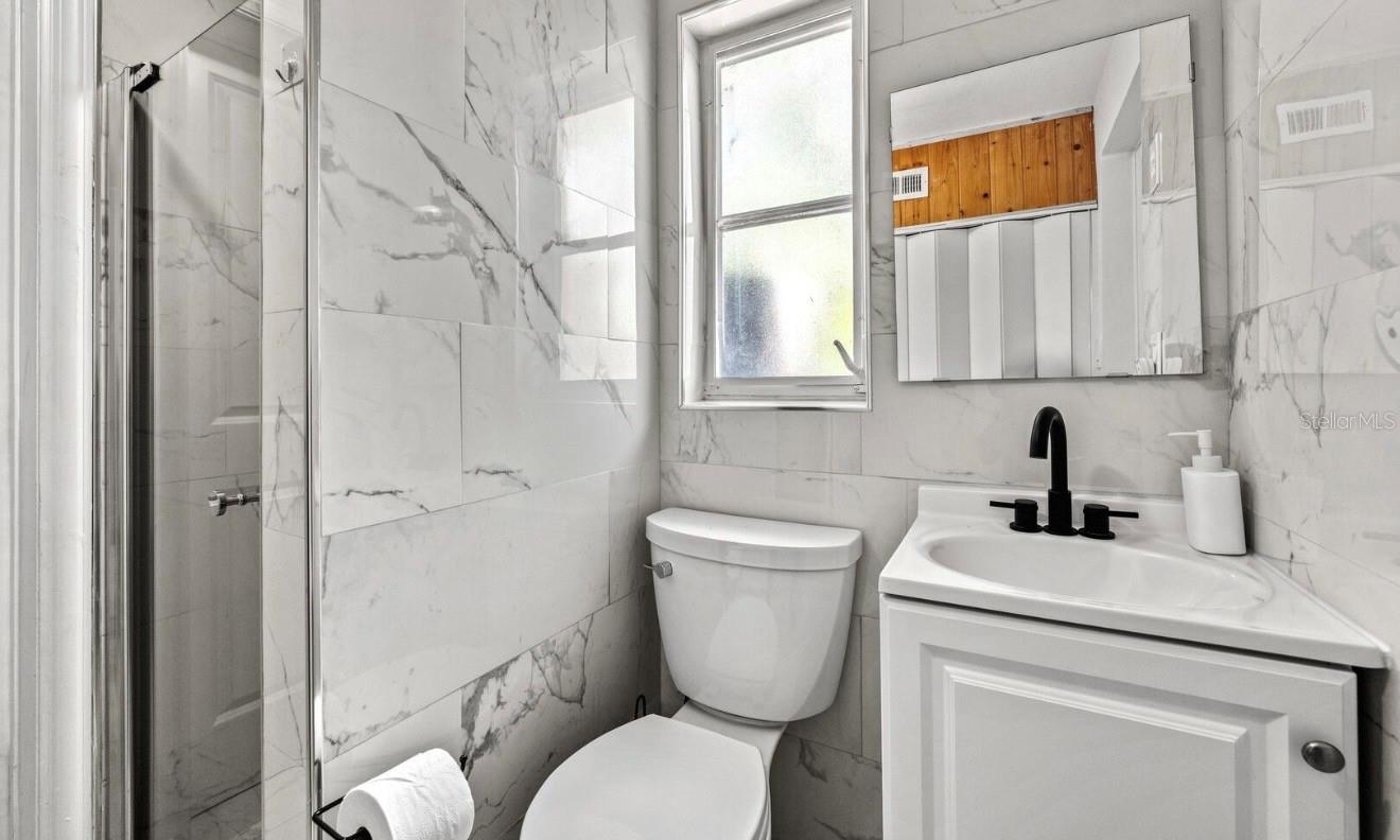 LONGBOAT KEY - Residential Income