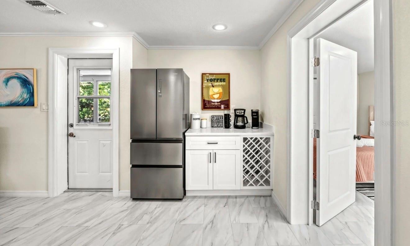 LONGBOAT KEY - Residential Income