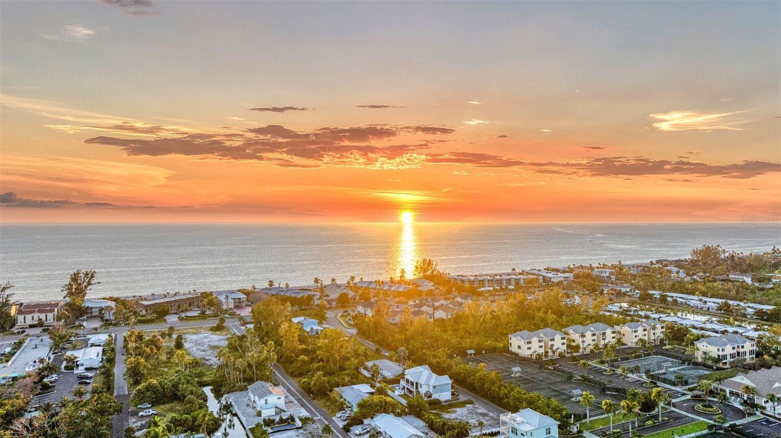 LONGBOAT KEY - Residential Income