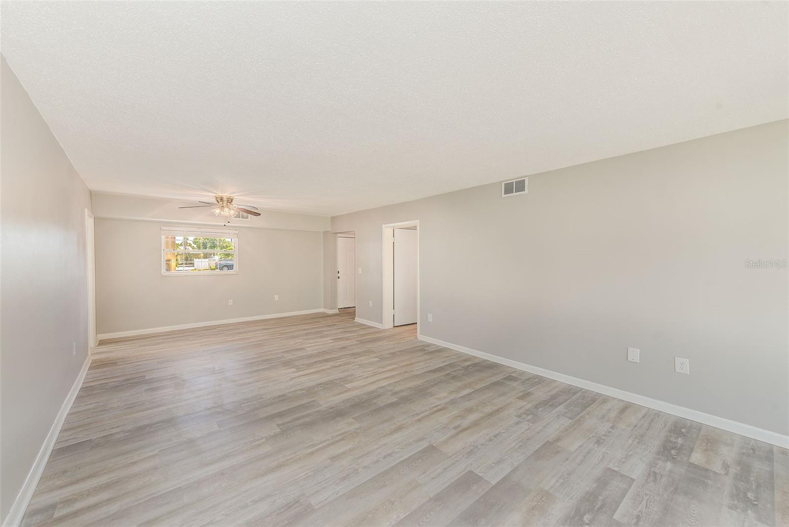 IMPERIAL POINT CONDO - Residential