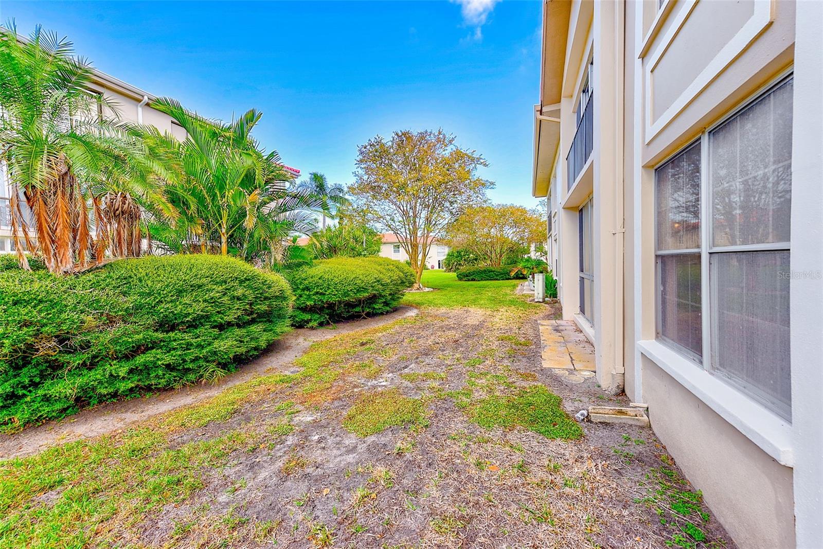 IMPERIAL POINT CONDO - Residential