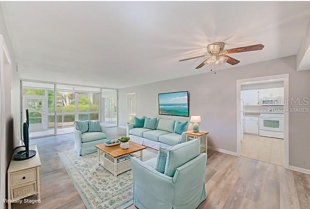 IMPERIAL POINT CONDO - Residential