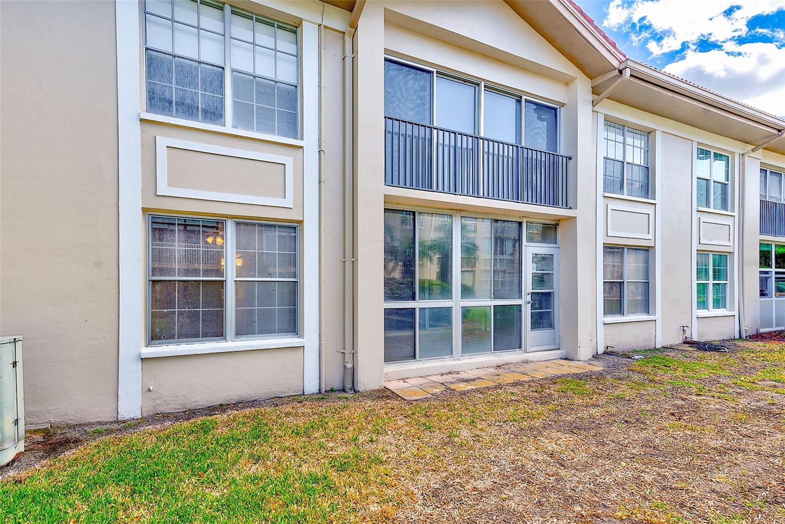 IMPERIAL POINT CONDO - Residential