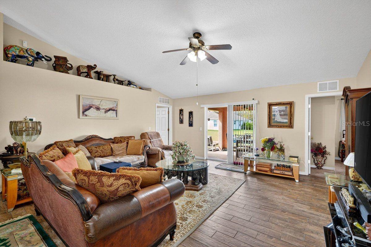 SOUTHWEST QUADRANT PH 01-04 - Residential