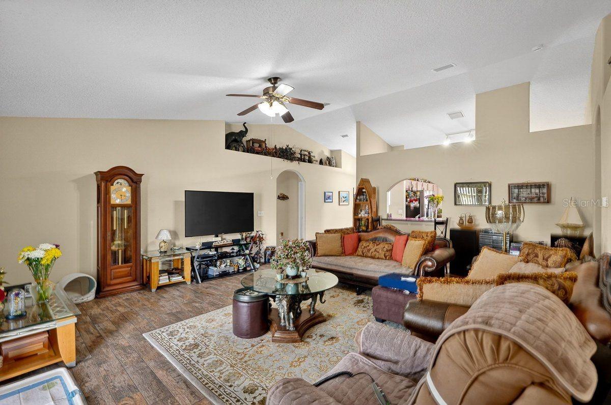 SOUTHWEST QUADRANT PH 01-04 - Residential