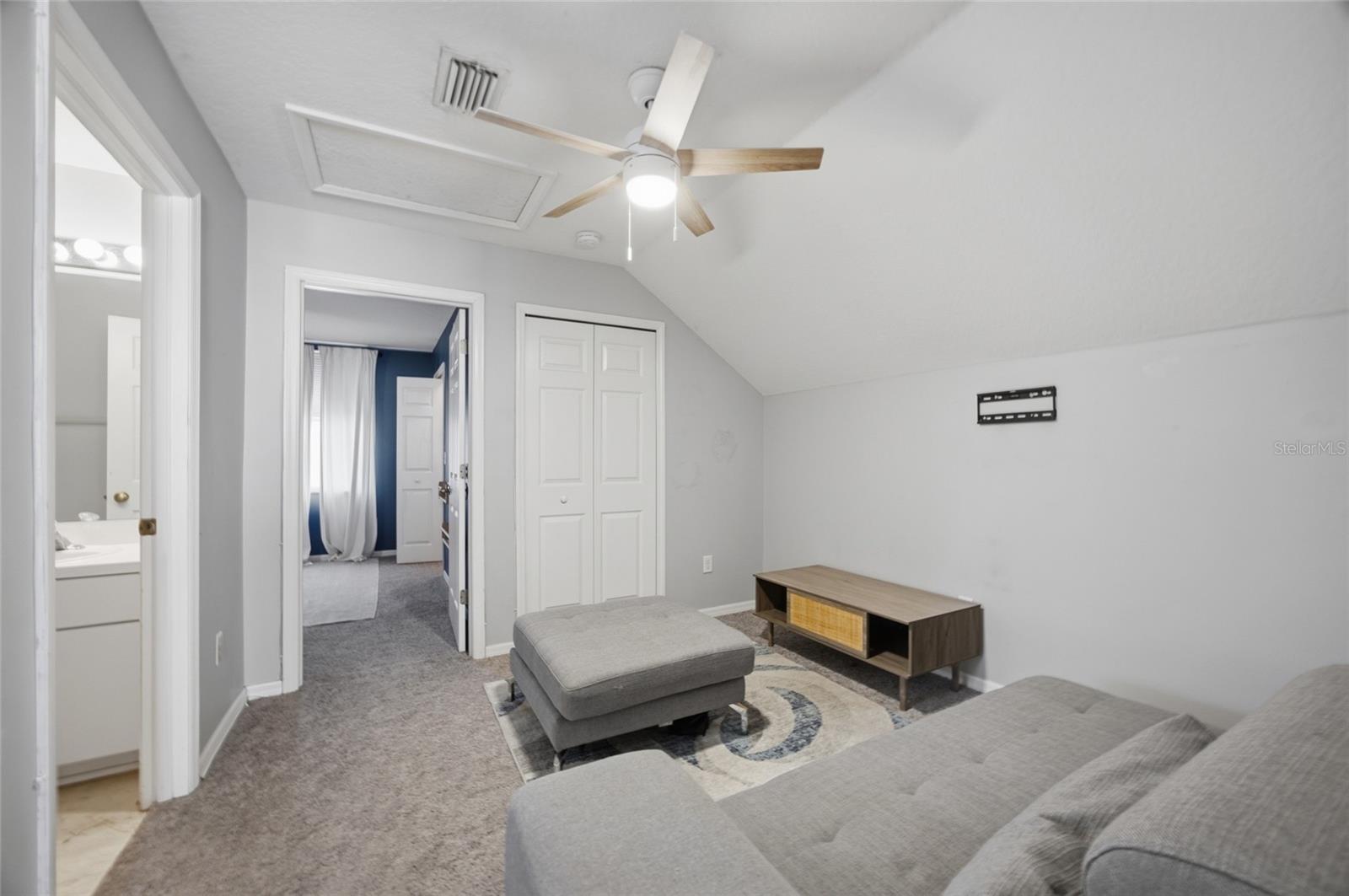 BLOOMINGDALE RIDGE - Residential