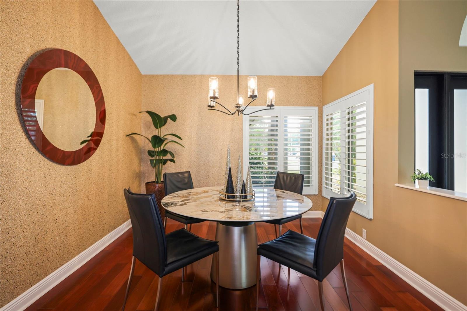 TRAILS OF COUNTRYSIDE - Residential