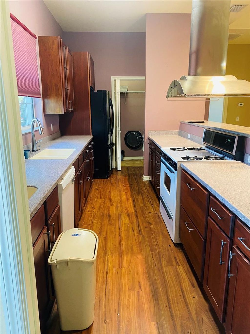 Photo of 208 Shepard Avenue, Dundee, FL 33838 (MLS # TB8380007)