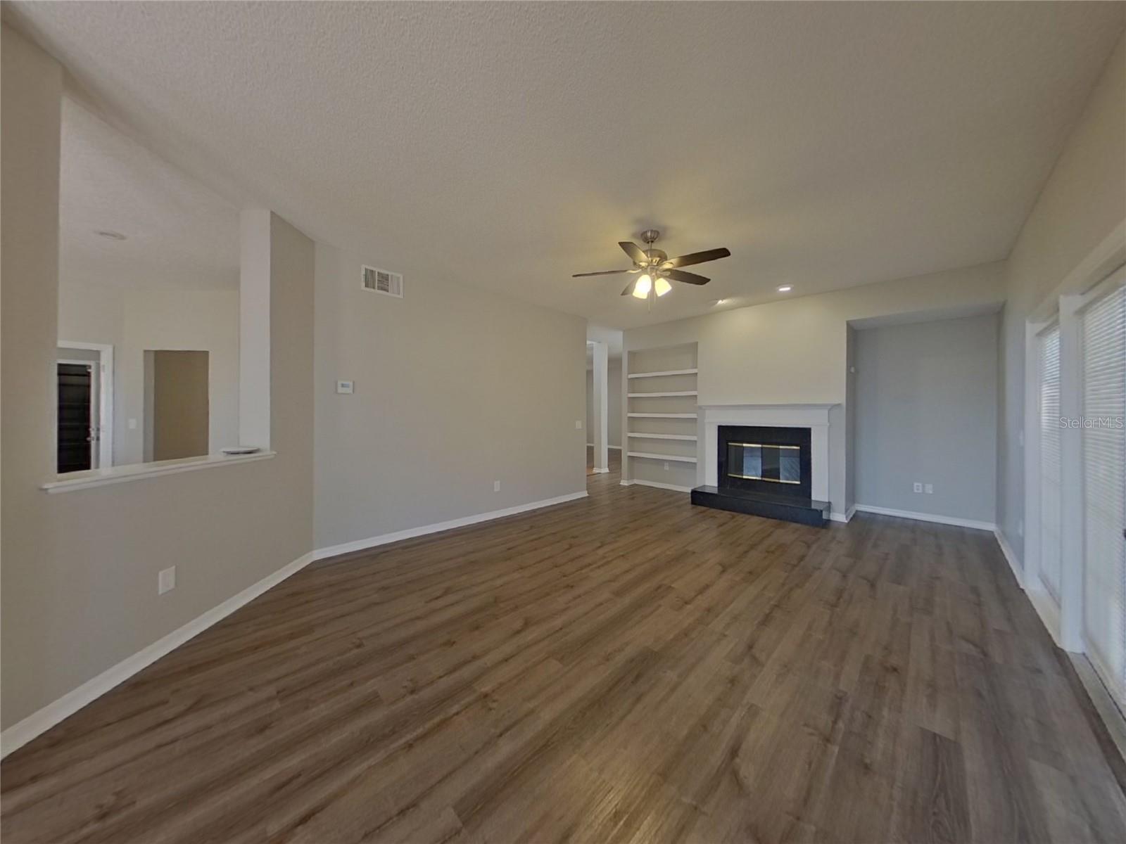 PINES WEKIVA SEC 02 PH 01 - Residential Lease