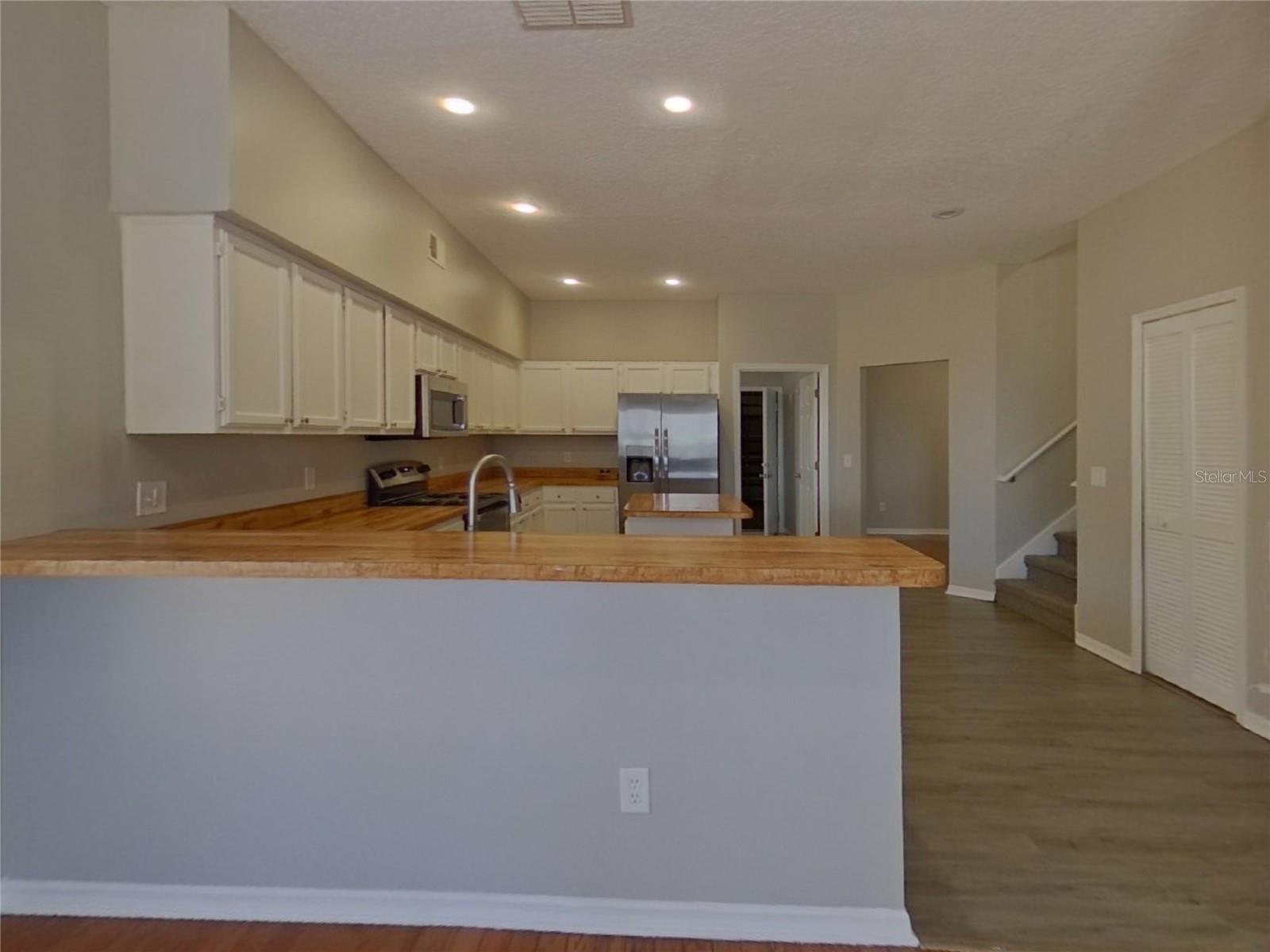 PINES WEKIVA SEC 02 PH 01 - Residential Lease