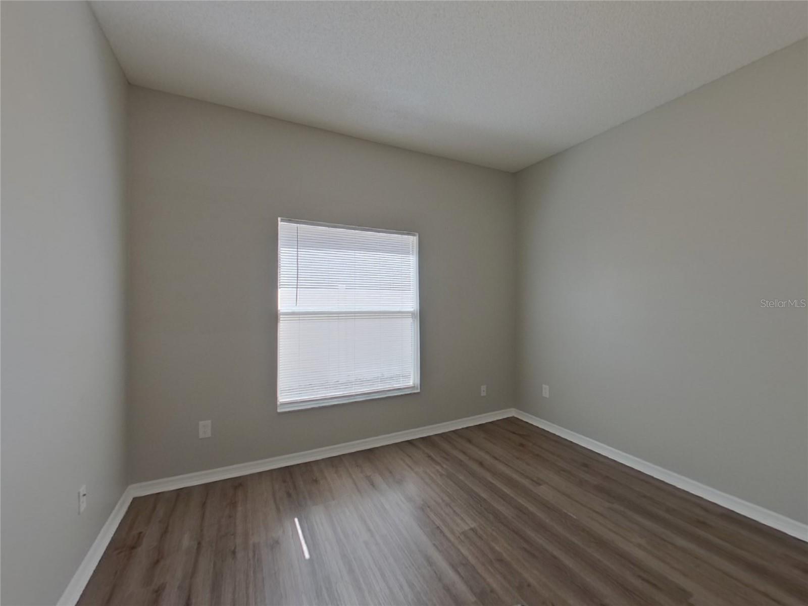 PINES WEKIVA SEC 02 PH 01 - Residential Lease