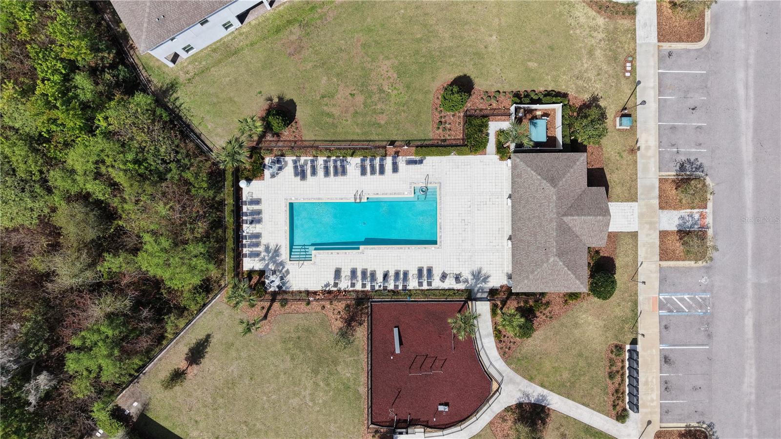 BELLA PARC TWNHMS - Residential