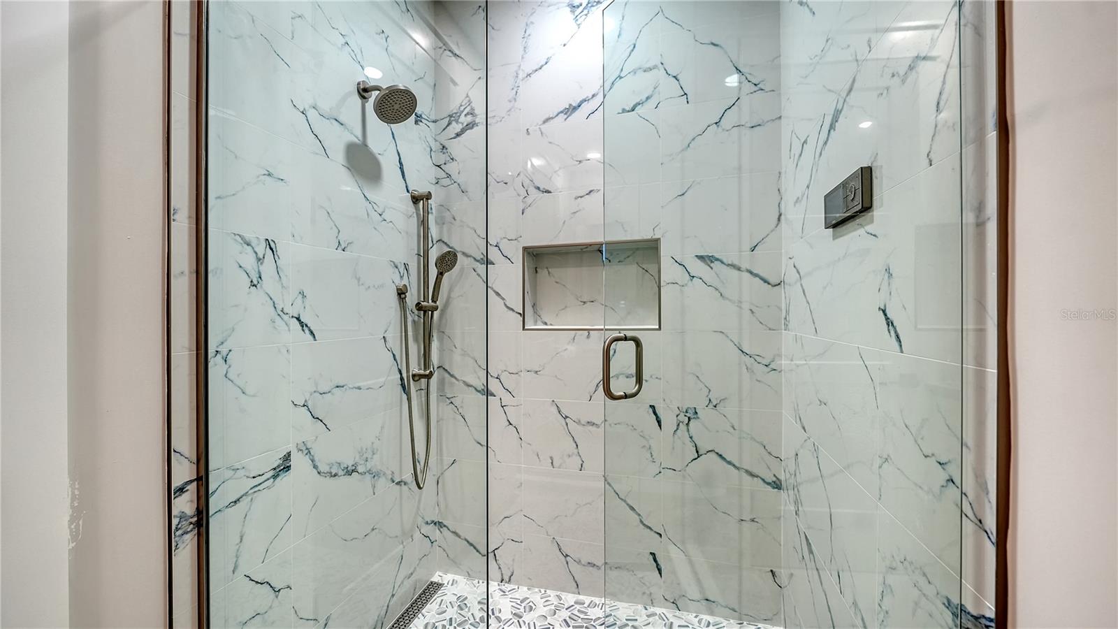 FLORENCE - Residential