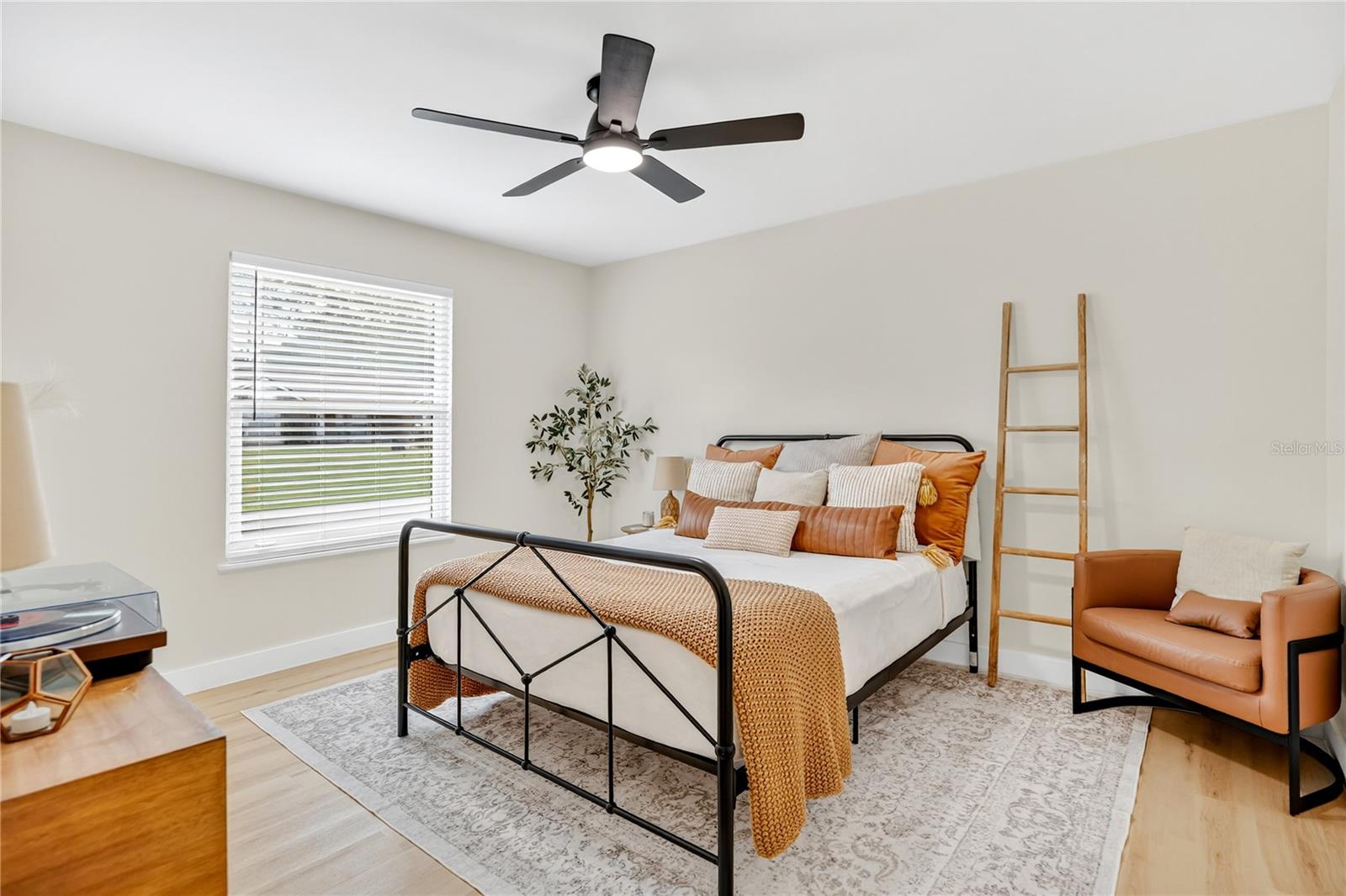 DELTONA LAKES UNIT 35 - Residential