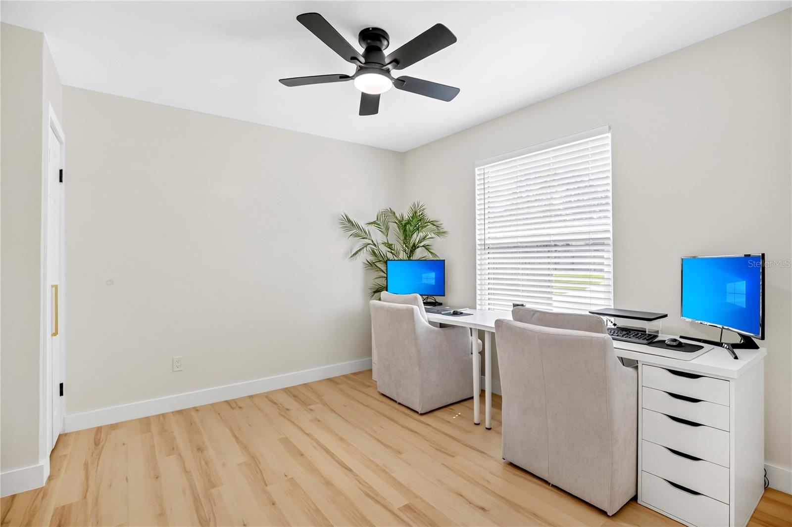 DELTONA LAKES UNIT 35 - Residential