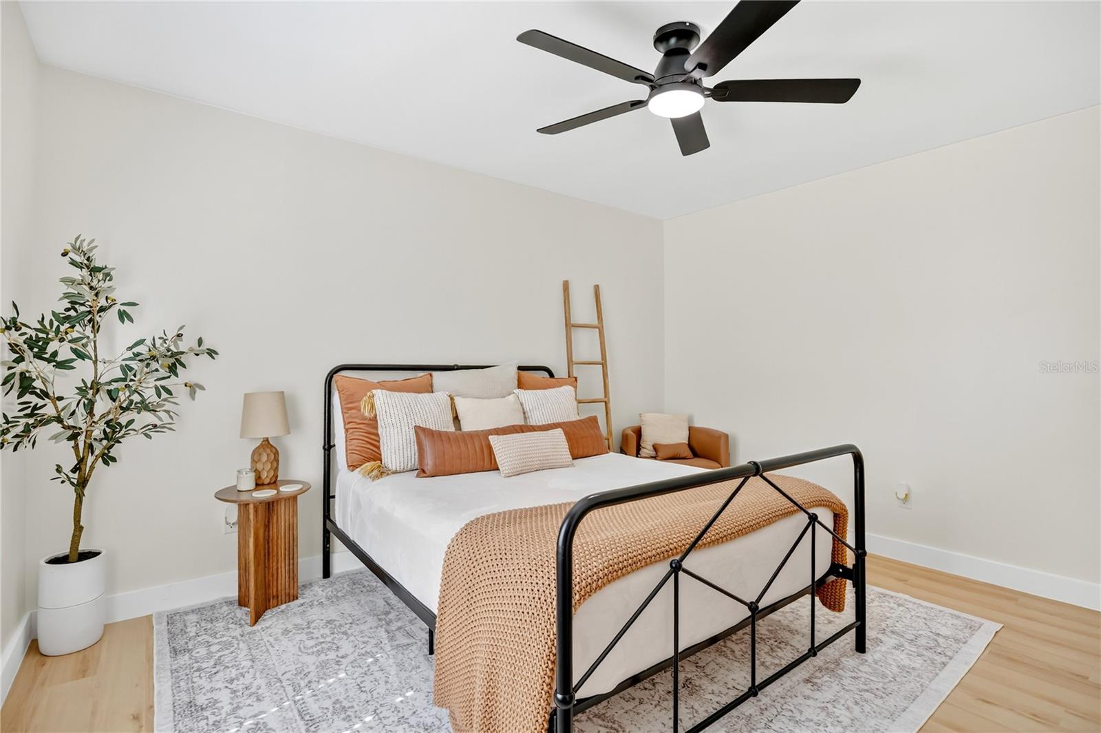 DELTONA LAKES UNIT 35 - Residential