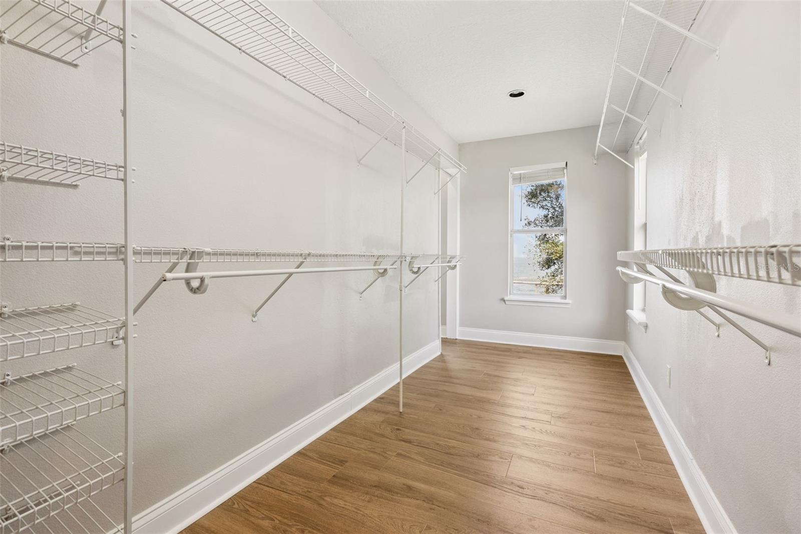 LAKEVIEW RESERVE 46/149 - Residential