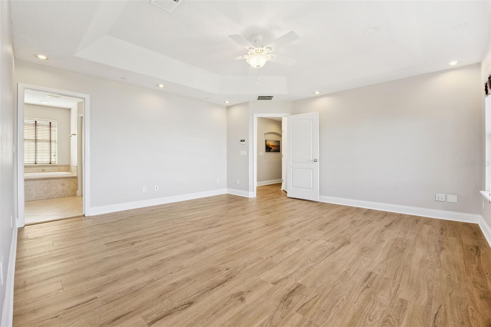 LAKEVIEW RESERVE 46/149 - Residential