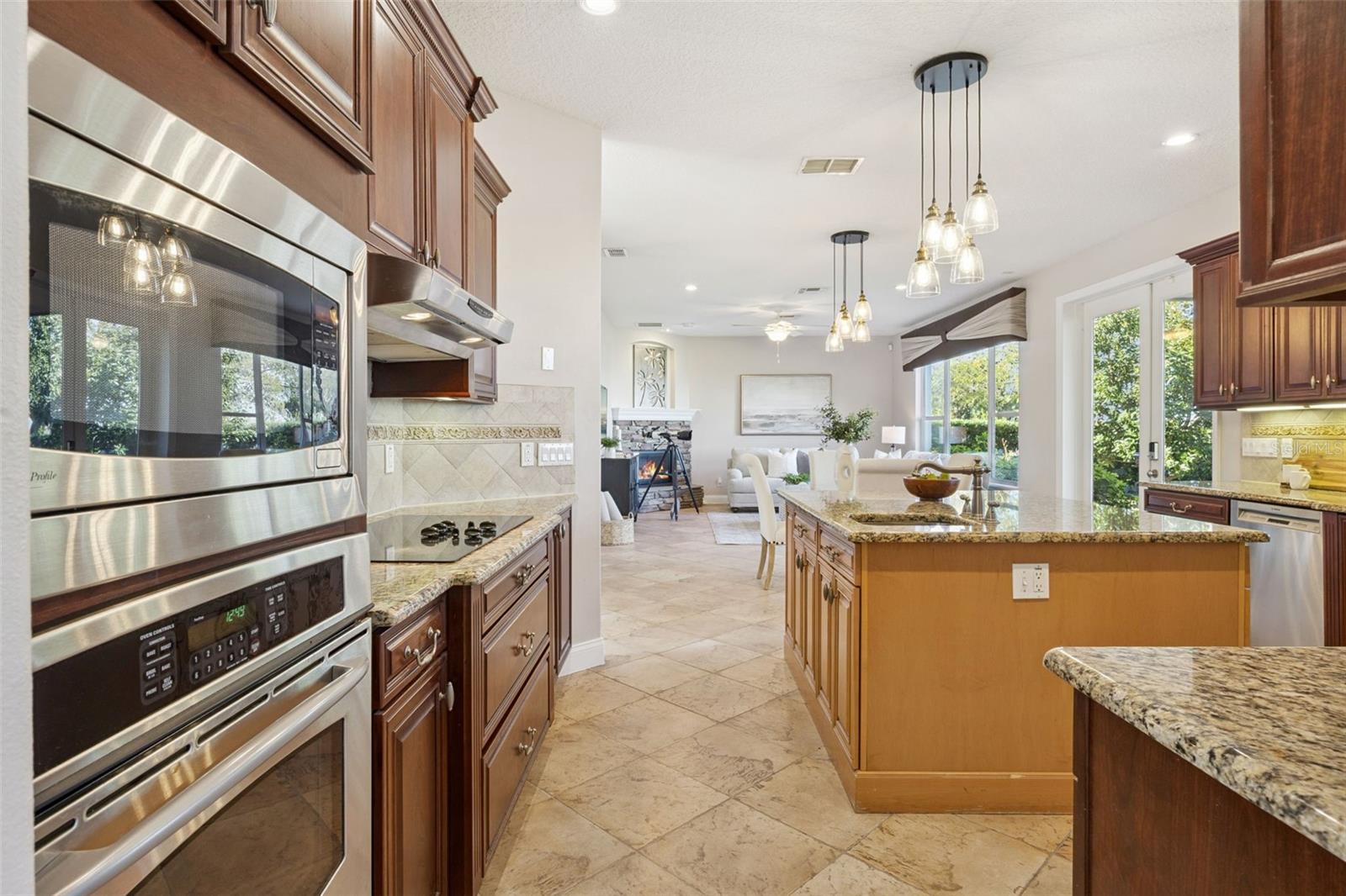 LAKEVIEW RESERVE 46/149 - Residential