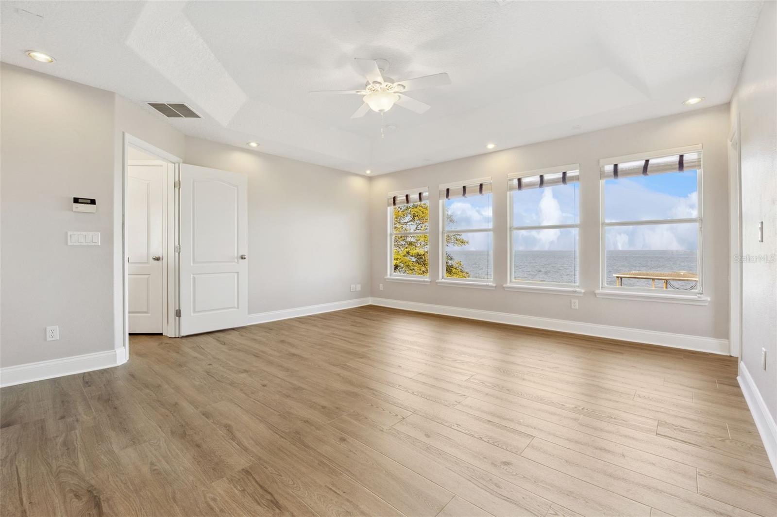 LAKEVIEW RESERVE 46/149 - Residential