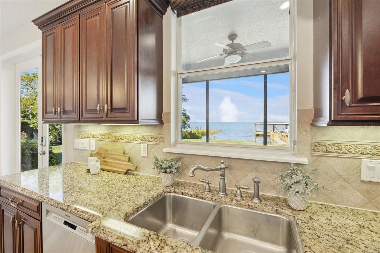 LAKEVIEW RESERVE 46/149 - Residential