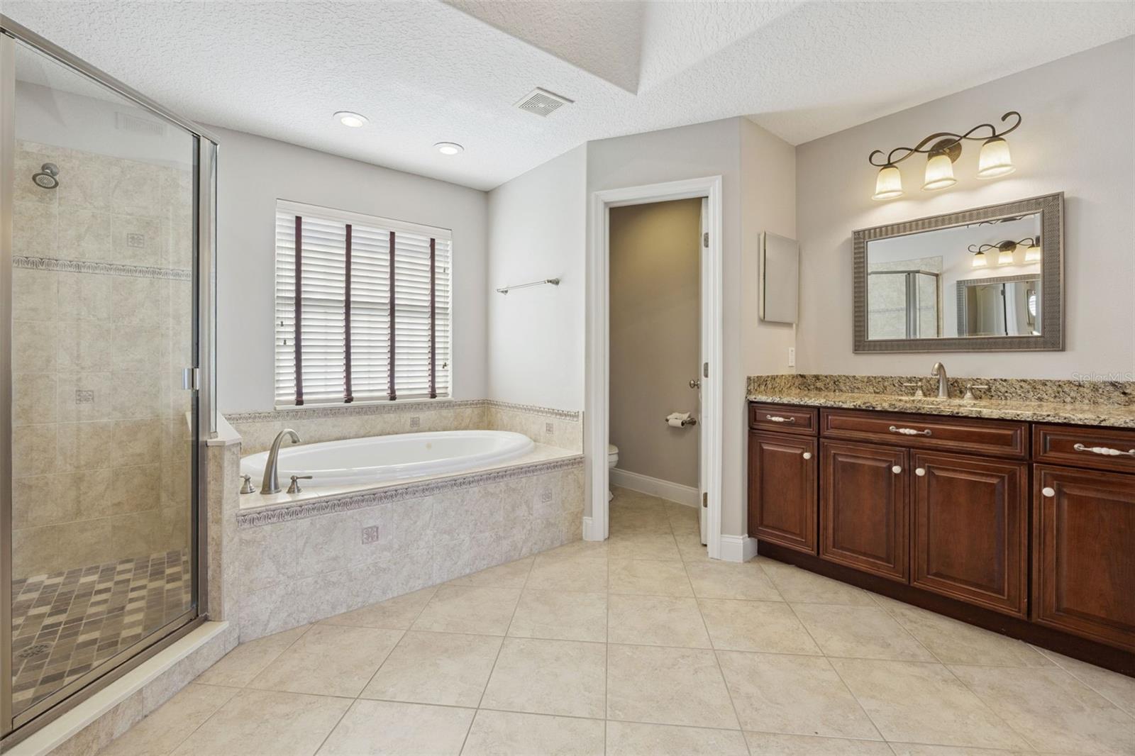 LAKEVIEW RESERVE 46/149 - Residential