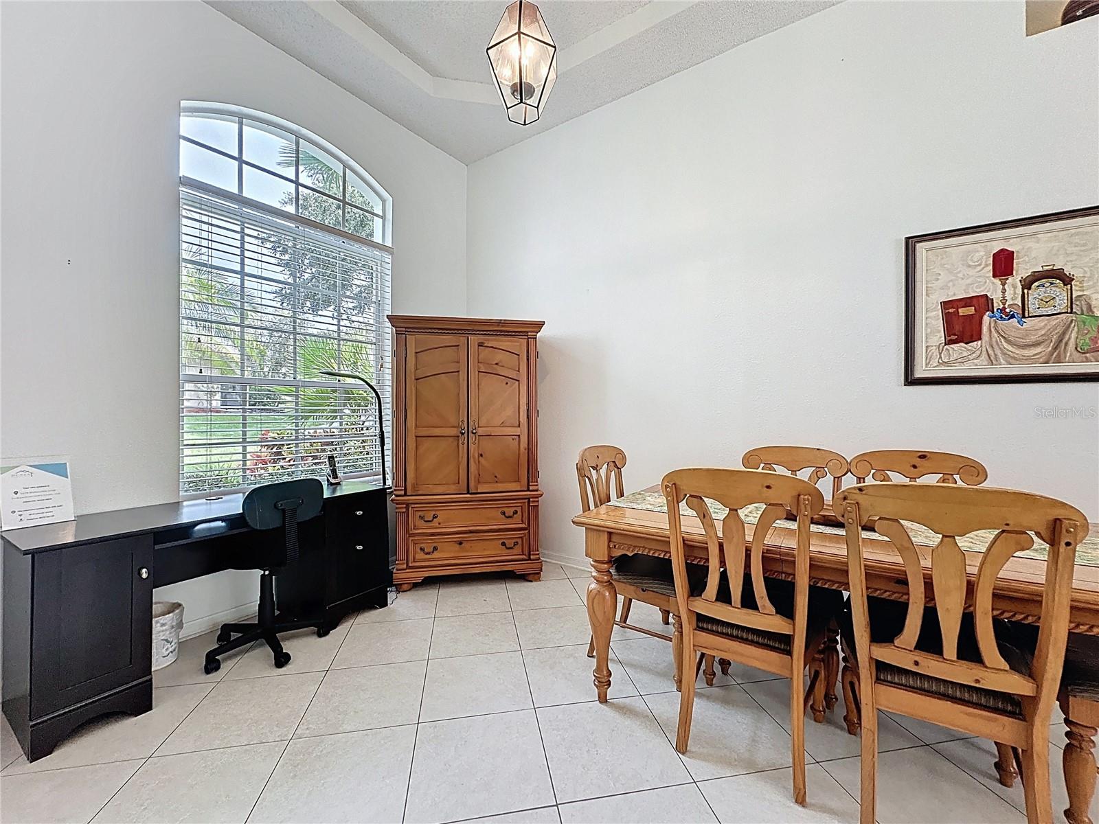 1674 WATERVIEW LOOP