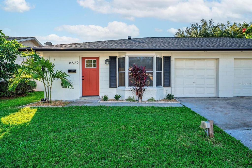 Photo of 6622 Pot O Gold Lane, Orlando, FL 32809 (MLS # O6353702)