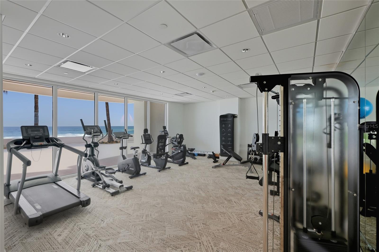 KEY TOWER SOUTH - Residential Lease